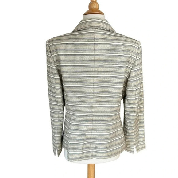 Kasper 12 cream & black tweed thin striped 3 button blazer - Picture 3 of 7